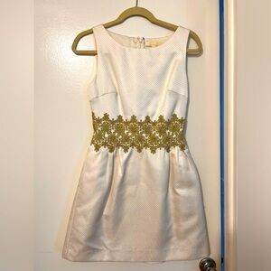 Stunning white & gold Erin by Erin Featherston dress, size 0. Worn ONCE!